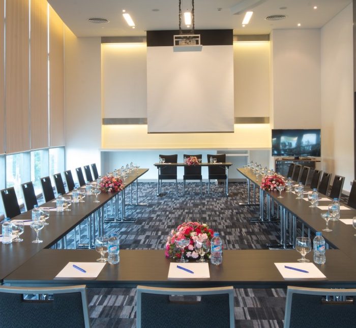 novotel-danang-premier-han-river-5-star-corporate-meeting-service-in-da-nang