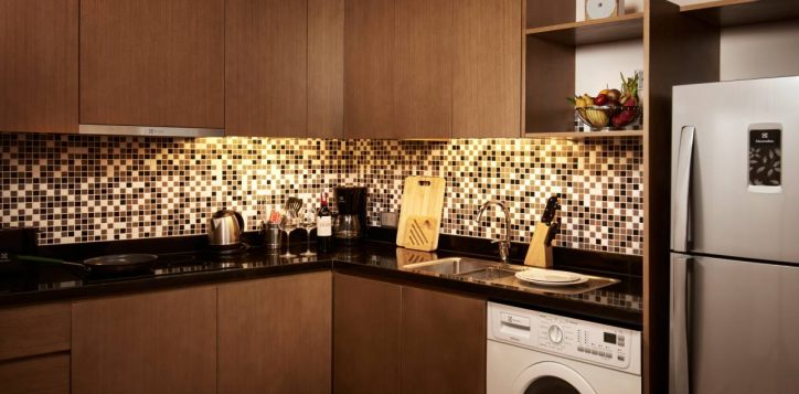 serviced-apartment-3-bedroom-kitchen-2