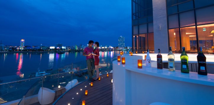 splash-pool-bar1-2