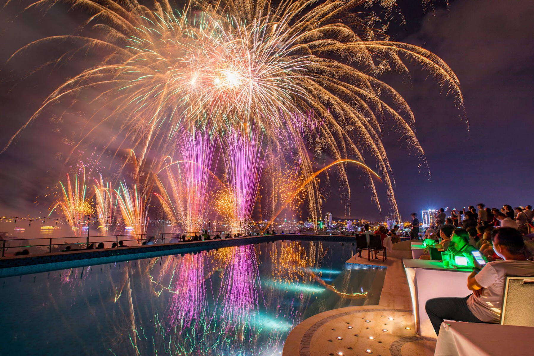 ダナン国際花火大会2024鑑賞のベストスポット-danang
