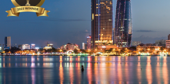 novotel-danang-premier-han-river-win-2023-world-luxury-hotel-awards-2