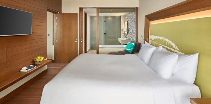 one-bedroom-apartment-balcony-novotel-danang-premier-han-river-2
