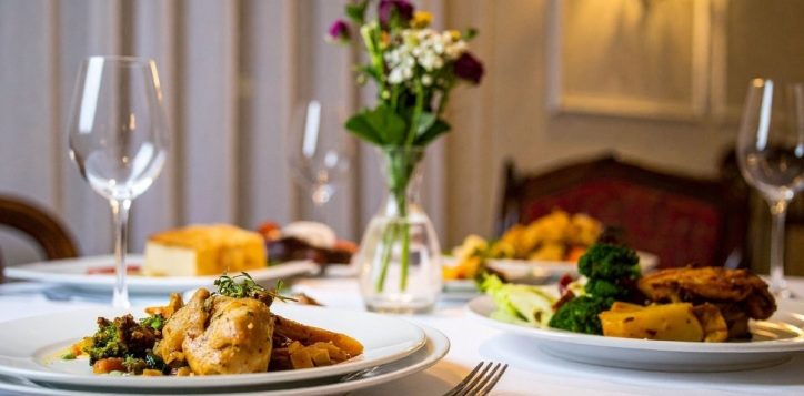 top-7-nha-hang-michelin-da-na%cc%86%cc%83ng-2026-tinh-hoa-a%cc%82%cc%89m-thu%cc%9b%cc%a3c-novotel-danang-premier-han-river-da-na%cc%86%cc%83ng-2